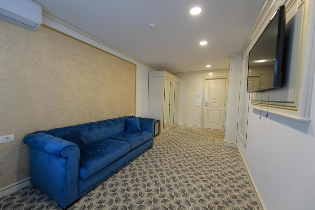 Hotel Grand Caraiman